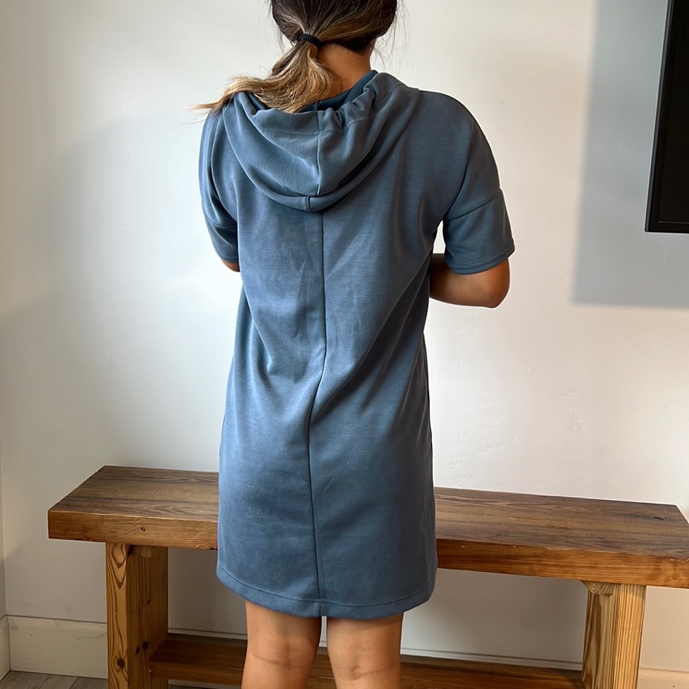 Cable & Gauge Small Hoodie dress